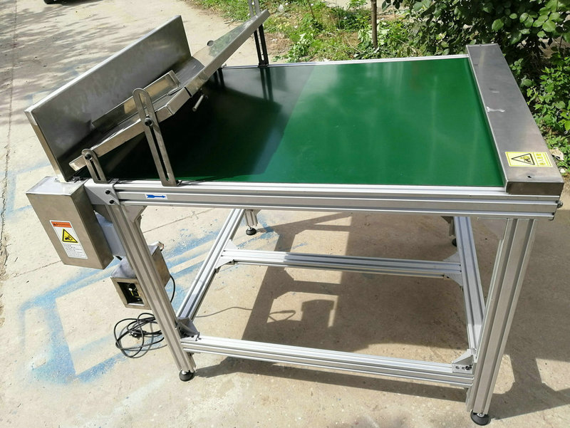 生產(chǎn)線(xiàn)輸送機(jī)